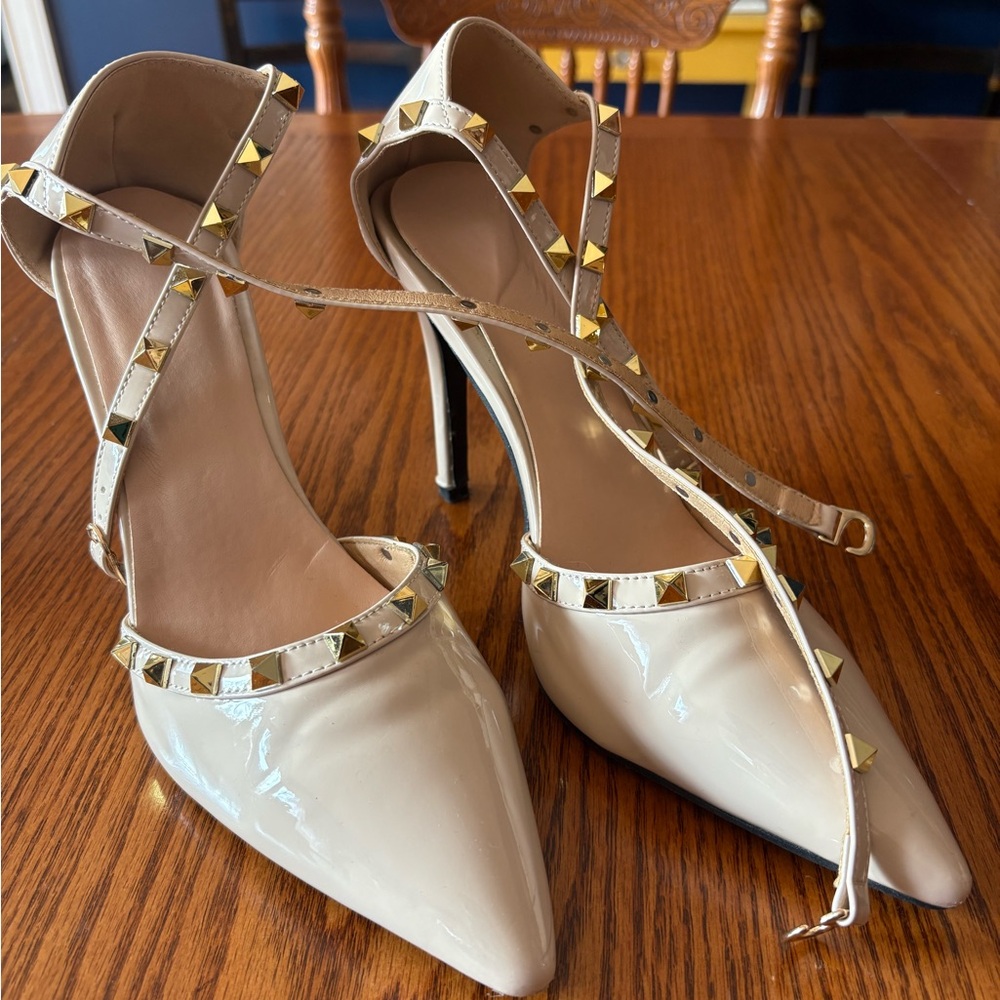 Beige Patent Leather Heels with Gold Studs
